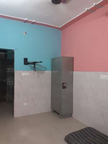 1 RK Independent Floor for Rent